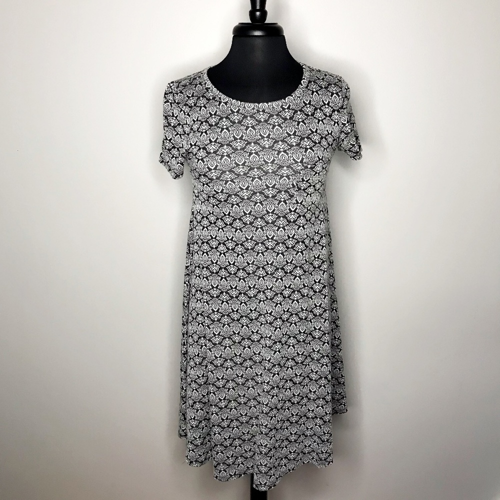 LuLaRoe Carly Damask Jacquard Dress
